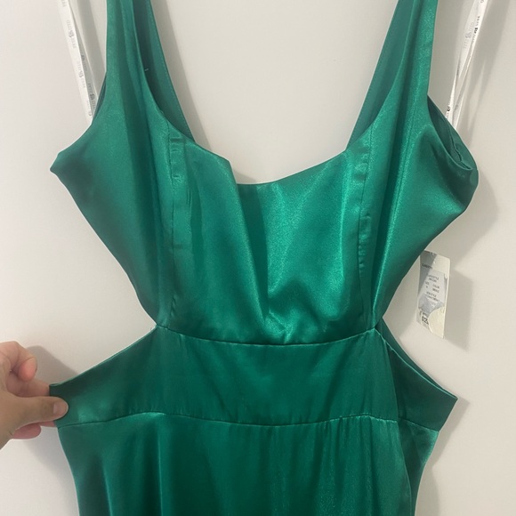 Emerald Green Prom Dress NWT! - Picture 5 of 11